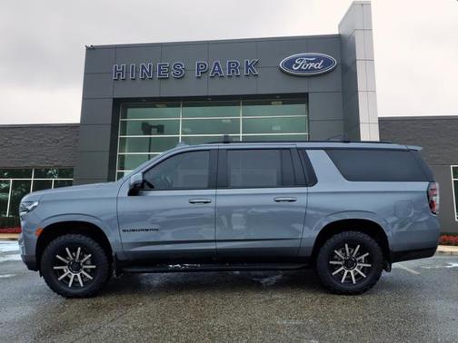 Satin Steel Metallic 2021 Chevrolet Suburban RST