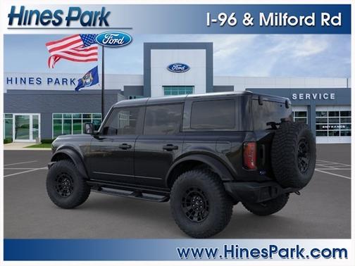 Shadow Black 2026 Ford Bronco Badlands