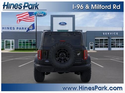 Shadow Black 2026 Ford Bronco Badlands