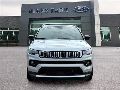 Silver Zynith Clear Coat 2025 Jeep Compass Limited