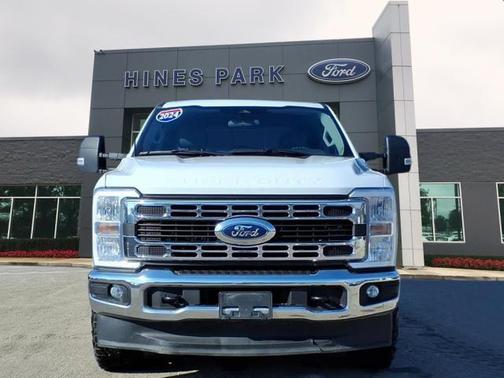 OXFORD WHITE 2024 Ford F-350 XLT