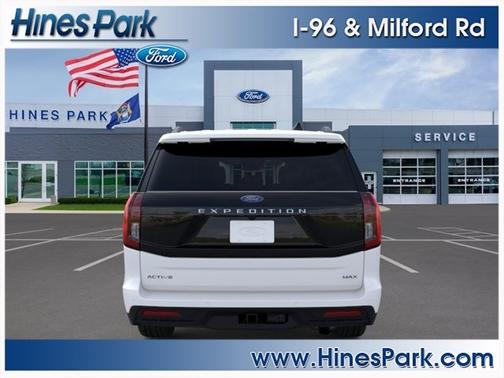Star White Metallic Tri-Coat 2026 Ford Expedition Max Active 4x4
