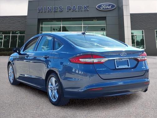 Blue 2018 Ford Fusion SE