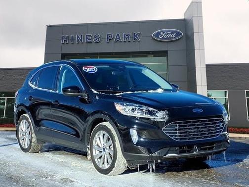 2022 Ford Escape TITANIUM