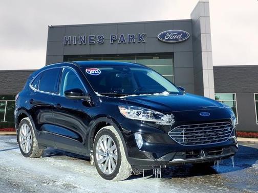 2022 Ford Escape TITANIUM
