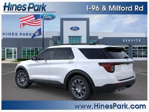 Star White Metallic Tri-Coat 2026 Ford Explorer Active