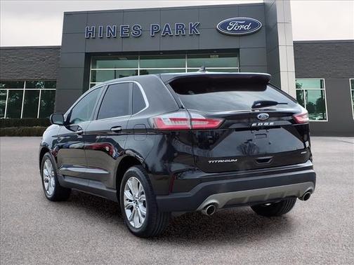 AGATE BLACK METALLIC 2024 Ford Edge TITANIUM