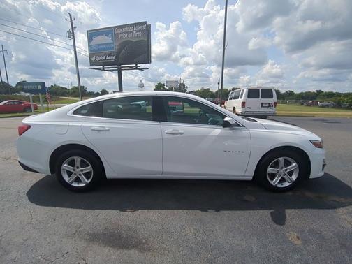 2021 Chevrolet Malibu LS