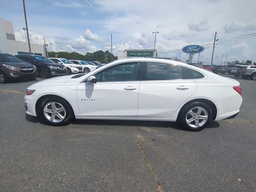 2021 Chevrolet Malibu LS