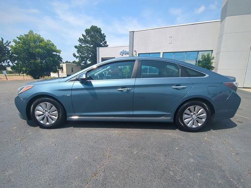 2016 Hyundai SONATA SE