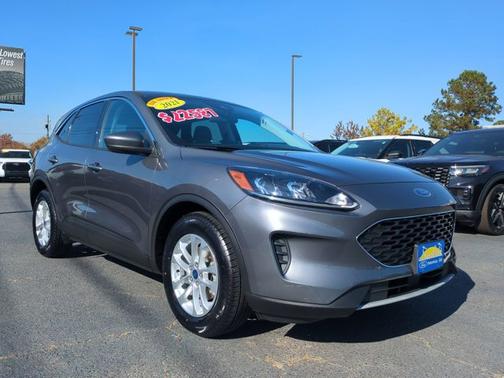 2021 Ford Escape SE