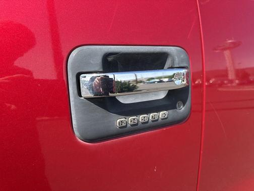 Bright Red Clearcoat 2009 Ford F-150 XLT SuperCrew