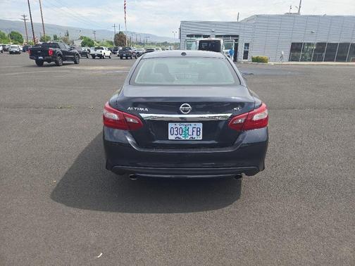 Storm Blue 2018 Nissan Altima 2.5 SL