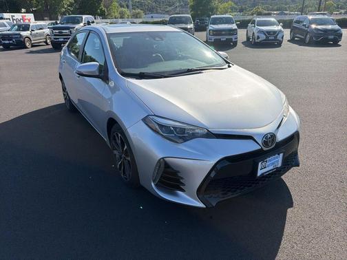 Classic Silver Metallic 2017 Toyota Corolla XSE