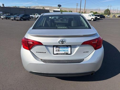 Classic Silver Metallic 2017 Toyota Corolla XSE