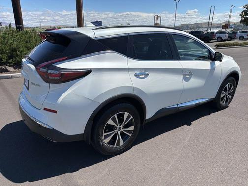 Pearl White Tri-Coat 2020 Nissan Murano SV
