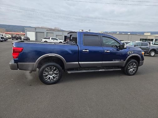 2017 Nissan Titan XD Platinum Reserve