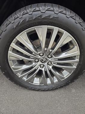 2021 Toyota Venza XLE