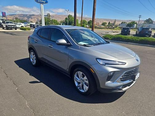 Moonstone Gray Metallic 2024 Buick Encore GX Preferred