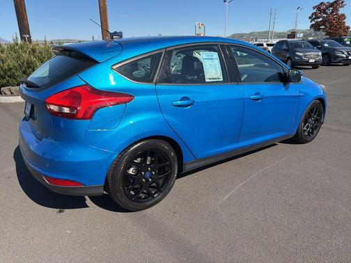 Blue Candy 2016 Ford Focus SE