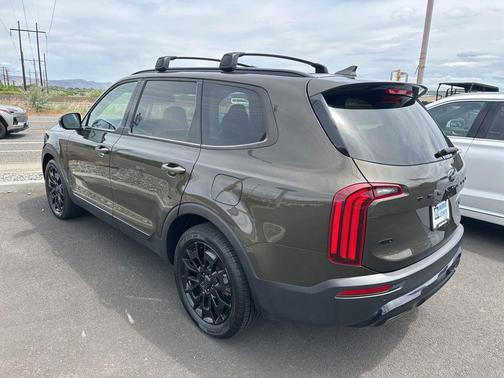 Dark Moss 2021 Kia Telluride SX
