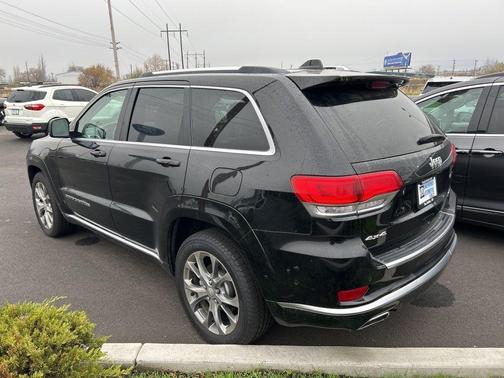 2021 Jeep Grand Cherokee Summit