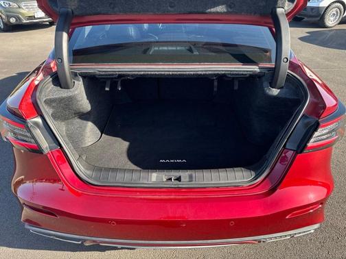 Scarlet Ember 2022 Nissan Maxima Platinum