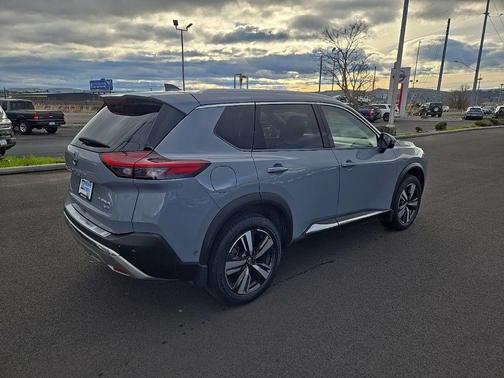 2023 Nissan Rogue Platinum