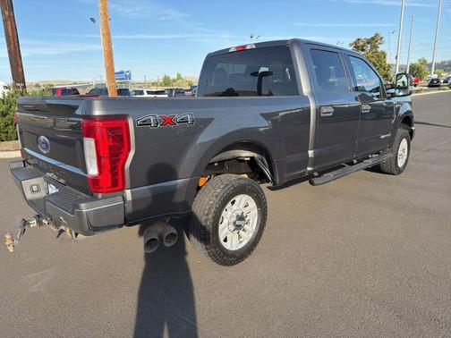 Magnetic 2018 Ford F-250 XLT