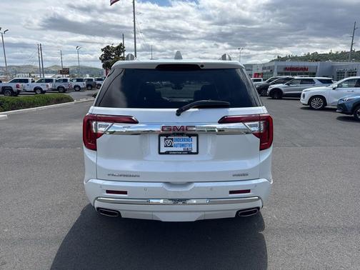 White Frost Tri-Coat 2020 GMC Acadia Denali