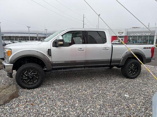 2017 Ford F-350 Lariat Super Duty
