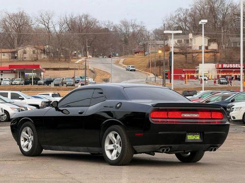 2014 Dodge Challenger SXT
