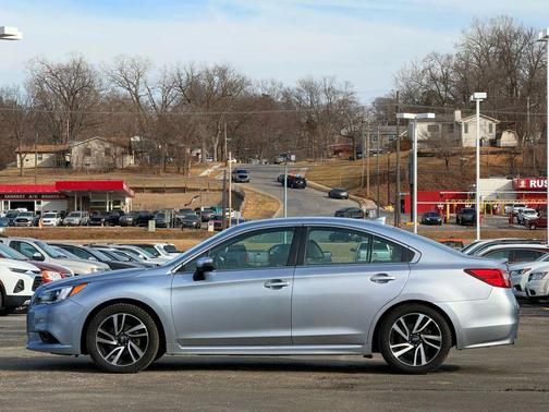 2017 Subaru Legacy Sport