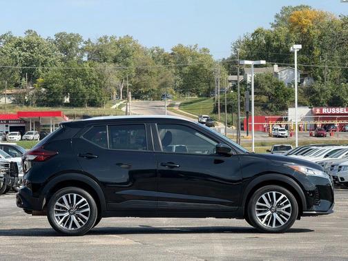 2021 Nissan Kicks SV