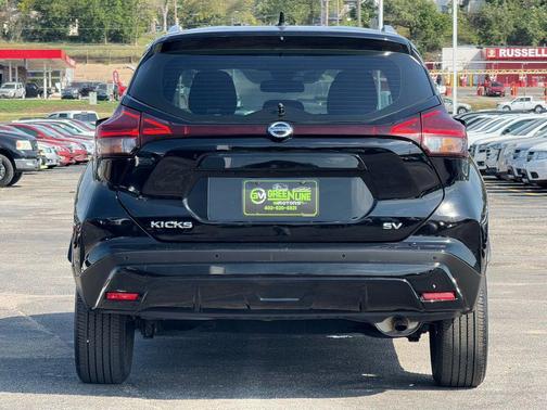 2021 Nissan Kicks SV