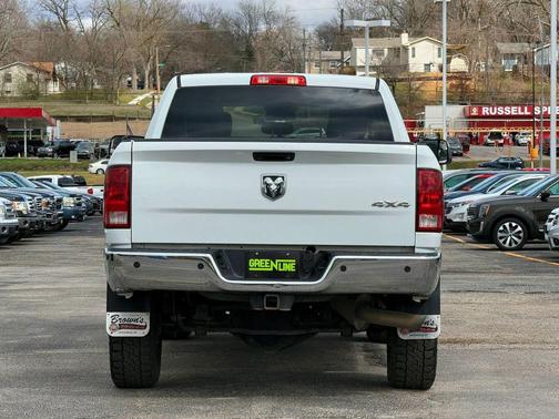 Bright White Clearcoat 2018 RAM 2500 Tradesman Crew Cab 4x4 6'4' Box