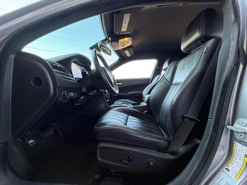 2016 Chrysler 300 S
