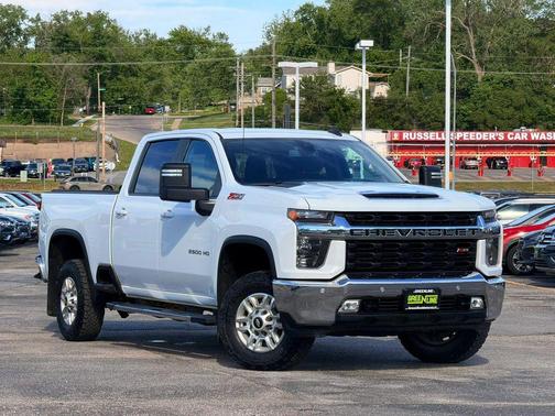 White 2022 Chevrolet Silverado 2500 LT
