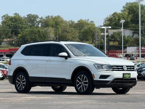 2019 Volkswagen Tiguan 2.0T SE 4MOTION