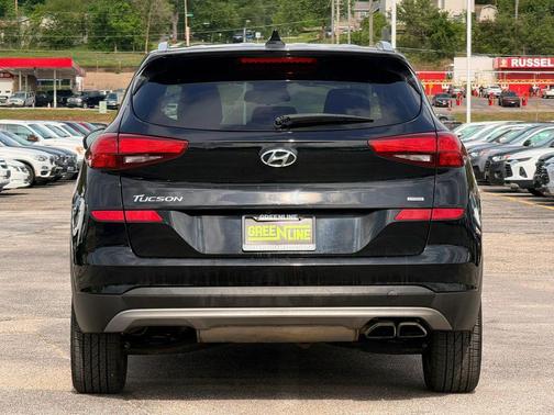 Black Noir Pearl 2020 Hyundai TUCSON SEL