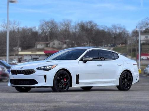 2018 Kia Stinger GT1