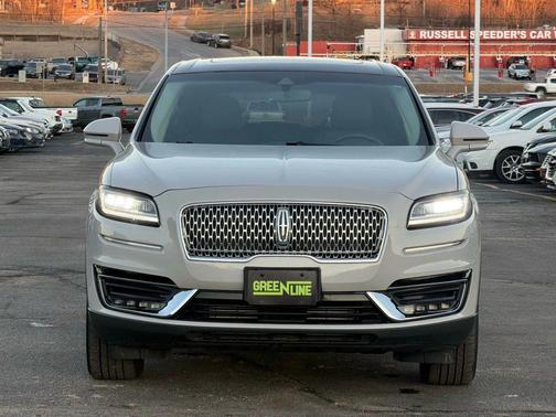 2019 Lincoln Nautilus Select