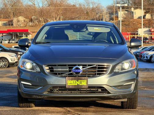 2017 Volvo S60 Inscription T5 Platinum
