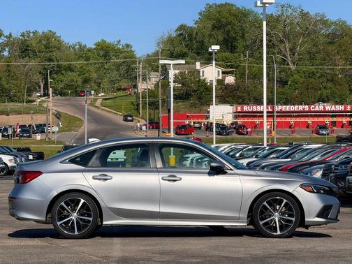 Lunar Silver Metallic 2022 Honda Civic Touring
