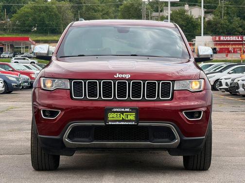 Velvet Red Pearlcoat 2017 Jeep Grand Cherokee Limited
