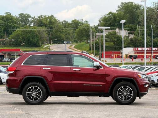 Velvet Red Pearlcoat 2017 Jeep Grand Cherokee Limited