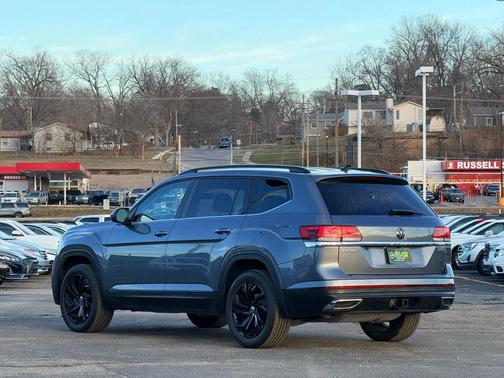 2023 Volkswagen Atlas 3.6L SE w/Technology