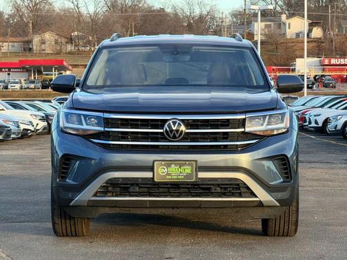 2023 Volkswagen Atlas 3.6L SE w/Technology