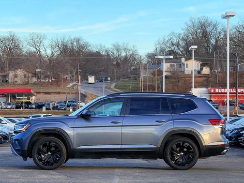 2023 Volkswagen Atlas 3.6L SE w/Technology