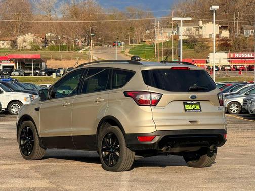 Tan 2018 Ford Escape SE